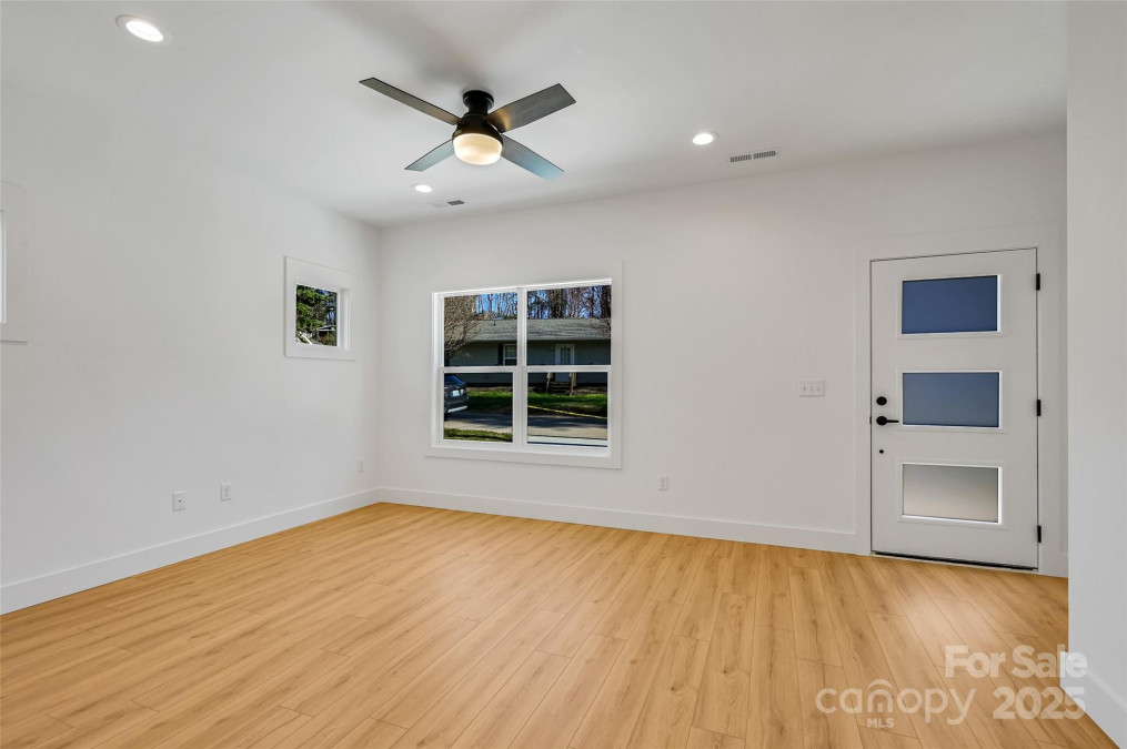 6 Cub Rd Asheville, NC 28806