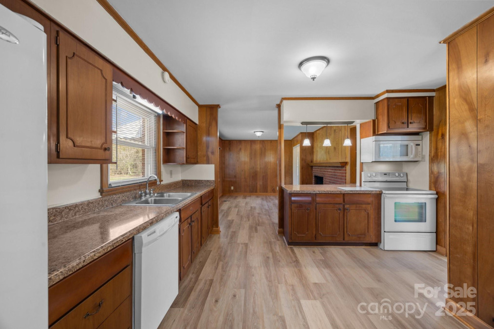 1023 Terrace Dr Salisbury, NC 28146