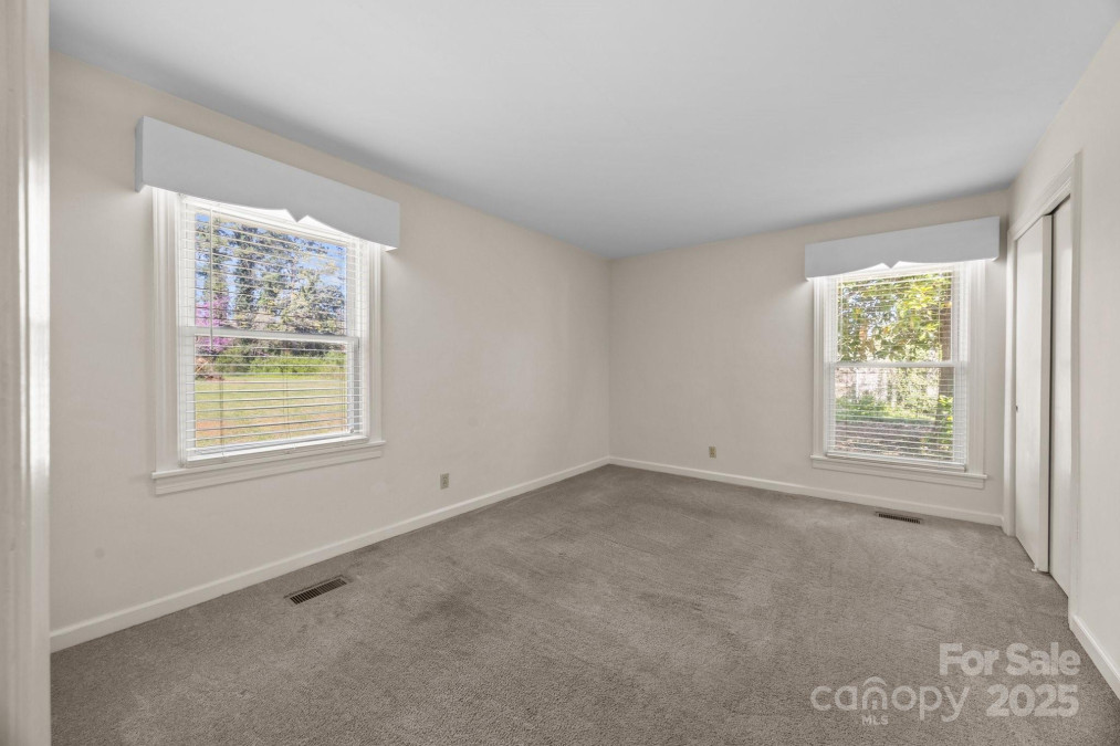 1023 Terrace Dr Salisbury, NC 28146