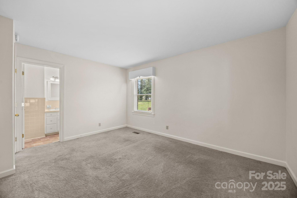 1023 Terrace Dr Salisbury, NC 28146