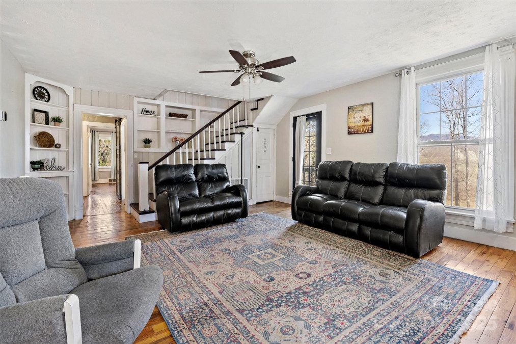 59 Poplar Dr Marion, NC 28752