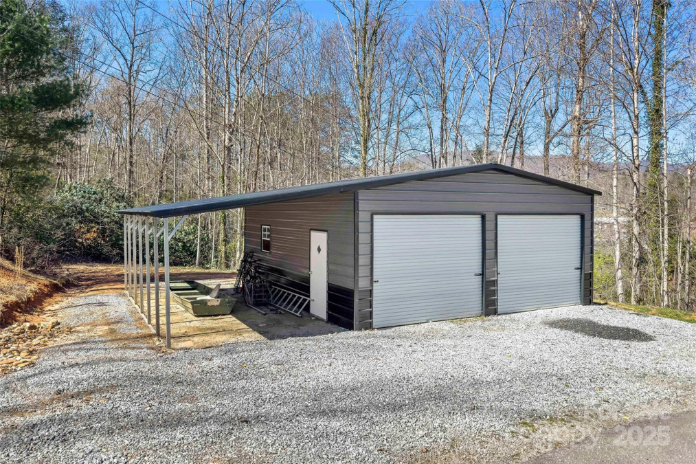 59 Poplar Dr Marion, NC 28752