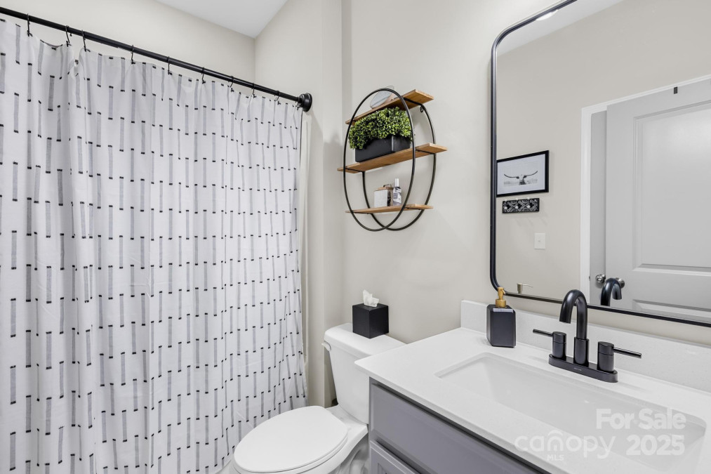 7313 Glenroe Dr Huntersville, NC 28078