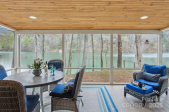 118 West Lake Dr Lake Lure, NC 28746