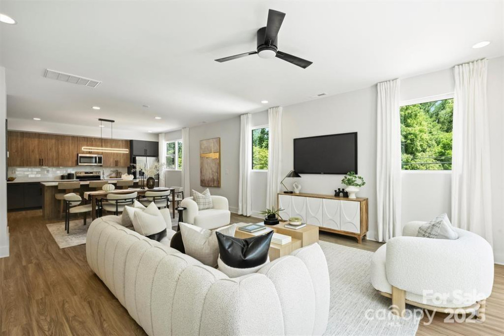 3011 Yada Ln Charlotte, NC 28208