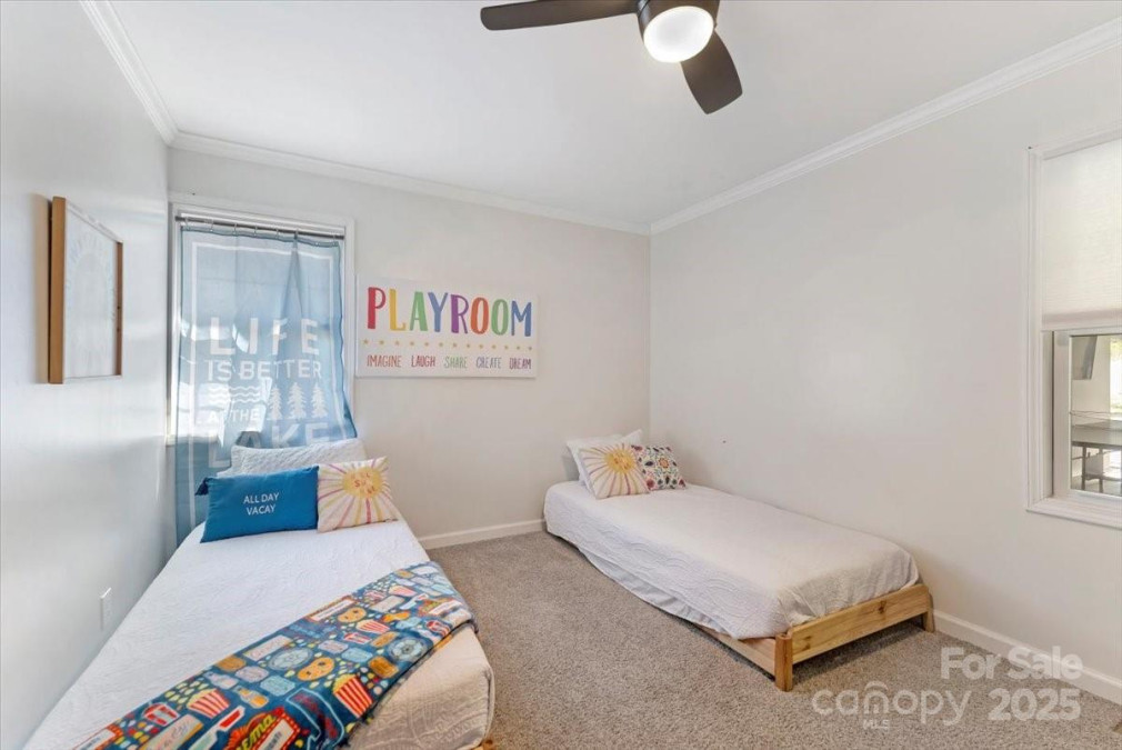 938 Pinehaven Dr New London, NC 28127