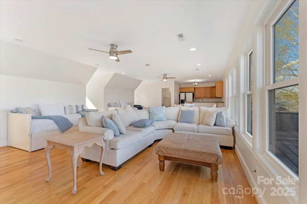938 Pinehaven Dr New London, NC 28127