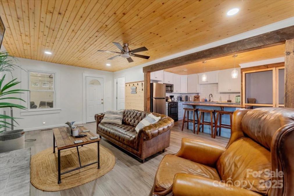 938 Pinehaven Dr New London, NC 28127