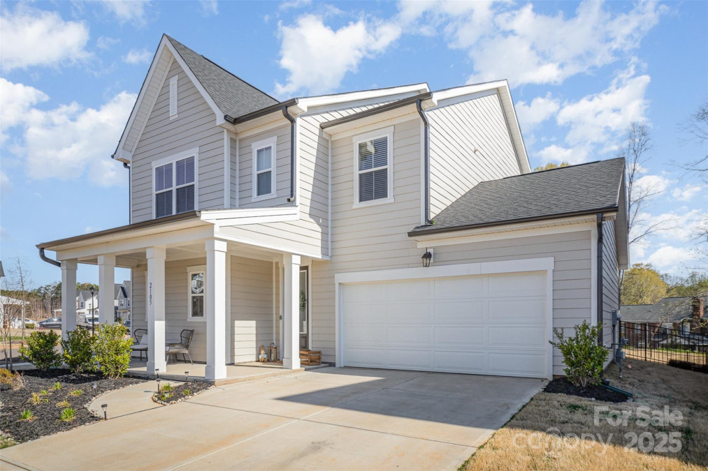 2105 Moss Bluff Dr Mint Hill, NC 28227