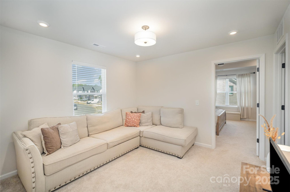 2105 Moss Bluff Dr Mint Hill, NC 28227