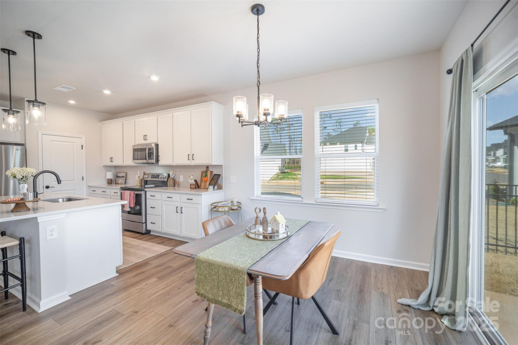 2105 Moss Bluff Dr Mint Hill, NC 28227