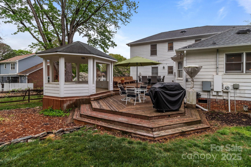 16421 Breckshire Dr Huntersville, NC 28078