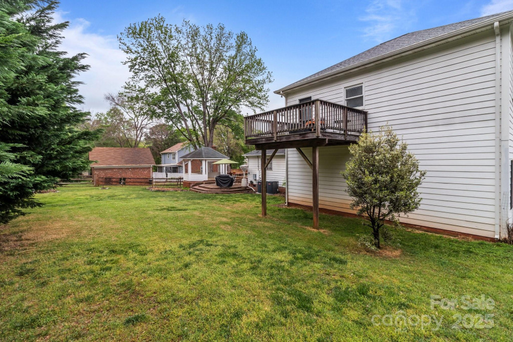 16421 Breckshire Dr Huntersville, NC 28078