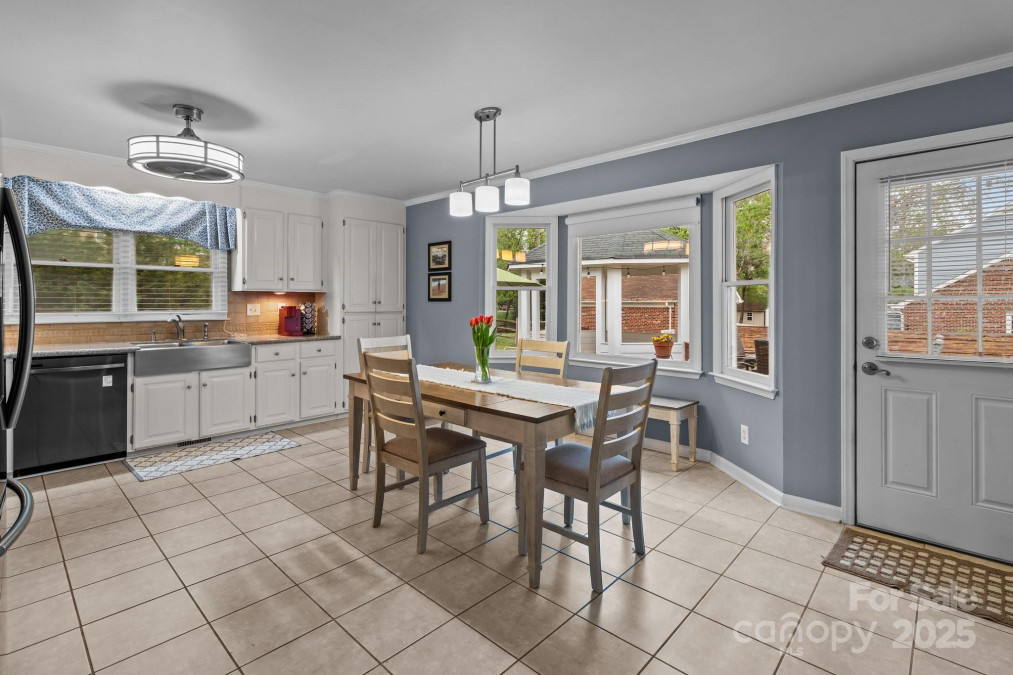 16421 Breckshire Dr Huntersville, NC 28078