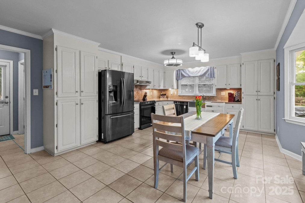 16421 Breckshire Dr Huntersville, NC 28078