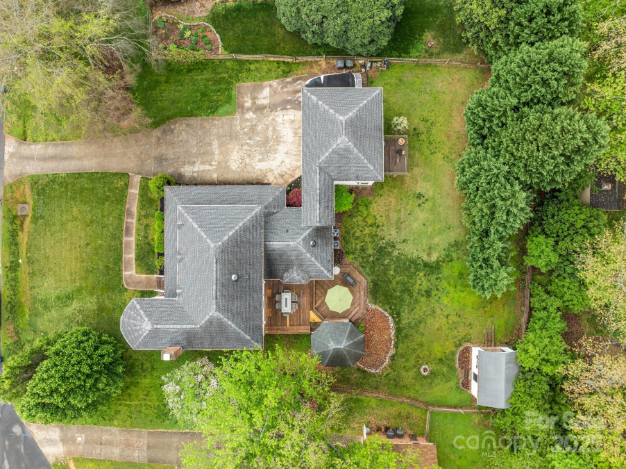 16421 Breckshire Dr Huntersville, NC 28078