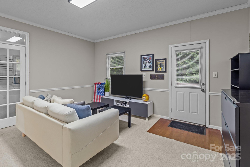 16421 Breckshire Dr Huntersville, NC 28078