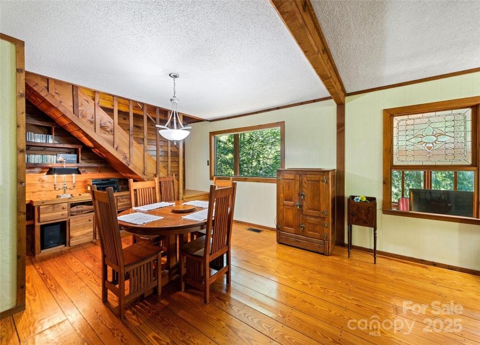 1192 Rockdale Rd Whittier, NC 28789