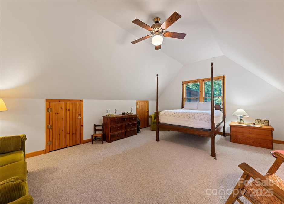 1192 Rockdale Rd Whittier, NC 28789