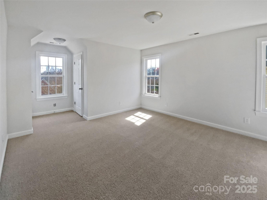 11023 Alnwick Ct Charlotte, NC 28262