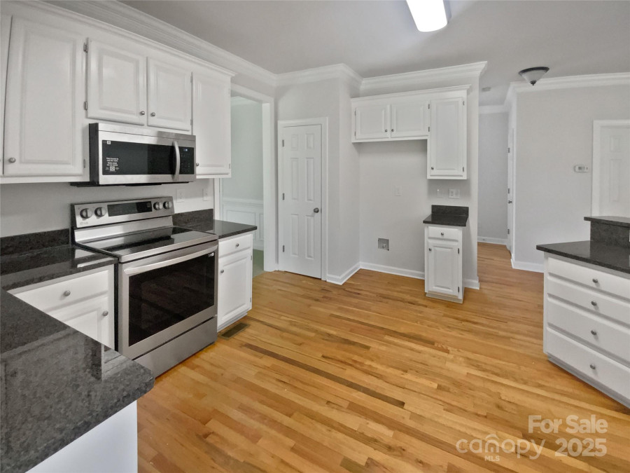 11023 Alnwick Ct Charlotte, NC 28262
