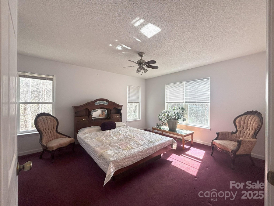 97 Hughes Dr Maggie Valley, NC 28751