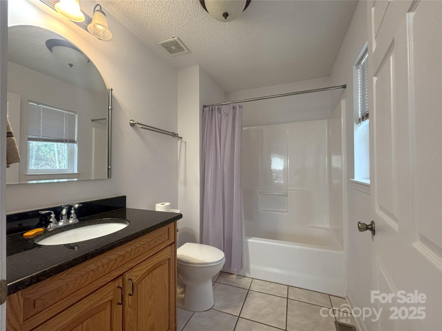 97 Hughes Dr Maggie Valley, NC 28751