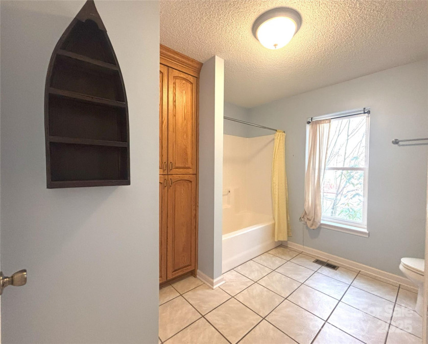 97 Hughes Dr Maggie Valley, NC 28751