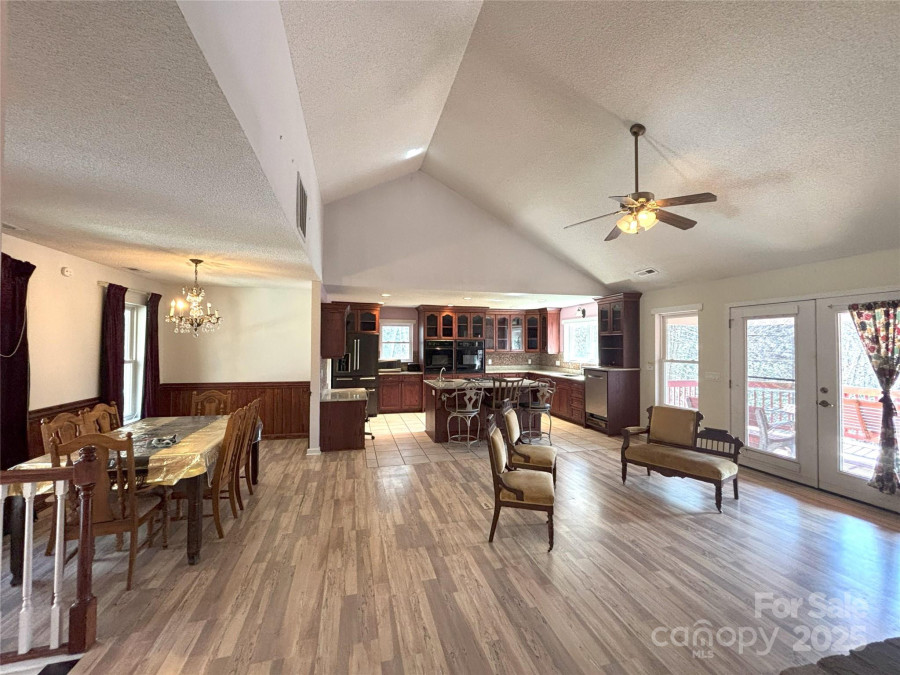 97 Hughes Dr Maggie Valley, NC 28751