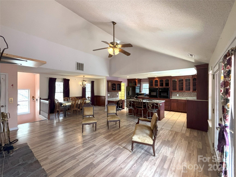 97 Hughes Dr Maggie Valley, NC 28751