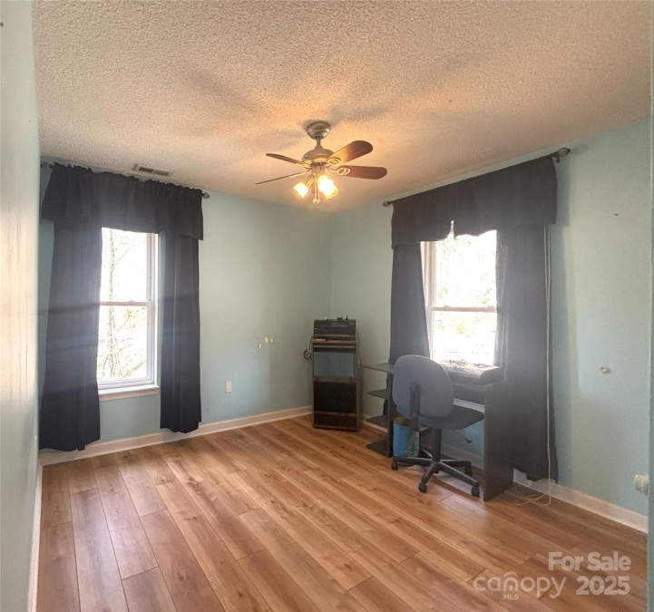 97 Hughes Dr Maggie Valley, NC 28751