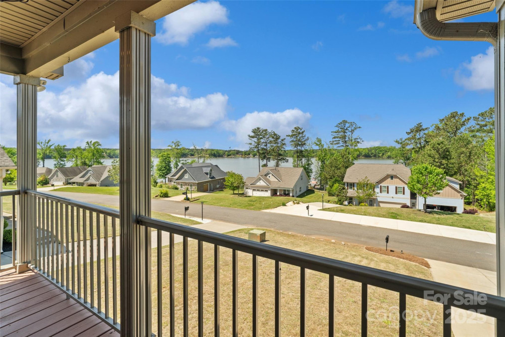 10270 Lakeshore Dr Lancaster, SC 29720