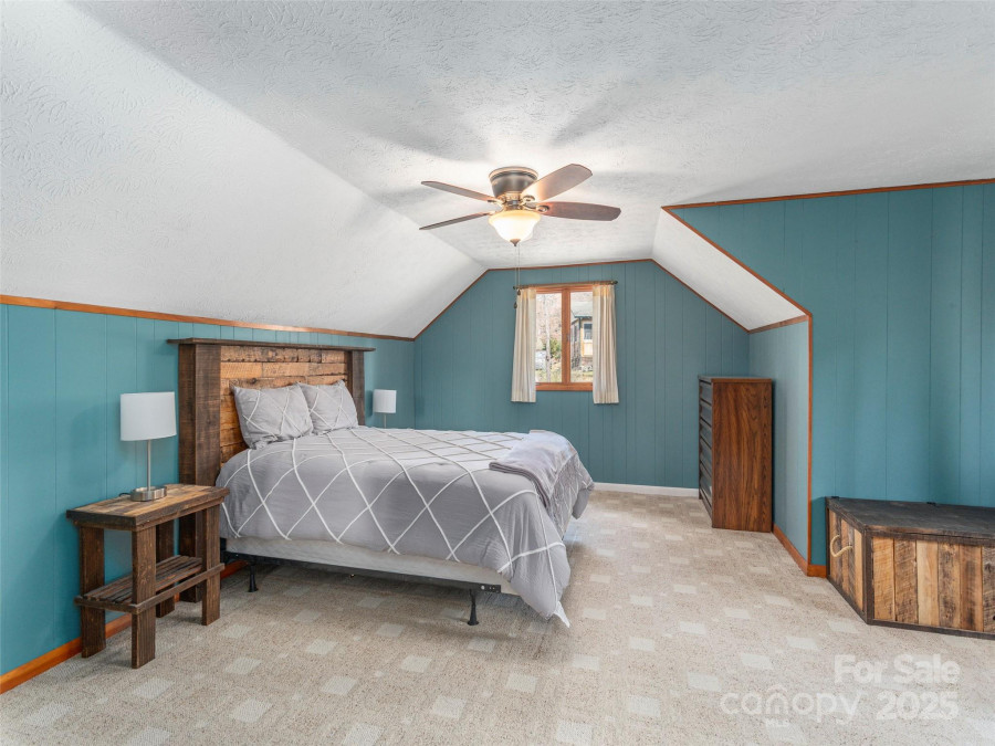 570 County Rd Waynesville, NC 28785