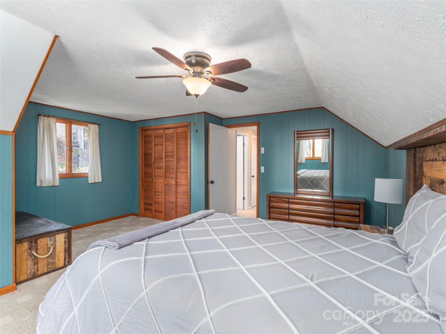 570 County Rd Waynesville, NC 28785