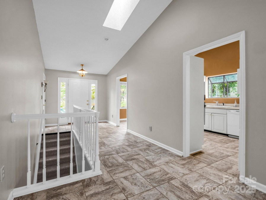 31 Hunting Country Trl Tryon, NC 28782