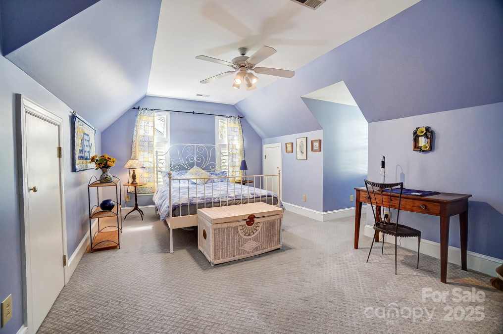 3717 Bodenham Ct Charlotte, NC 28215