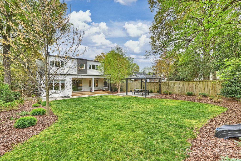 2529 Daniel St Charlotte, NC 28205