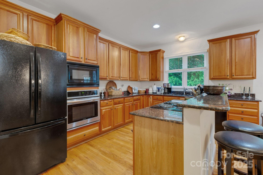 1102 High Brook Dr Waxhaw, NC 28173