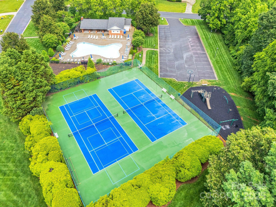 1102 High Brook Dr Waxhaw, NC 28173