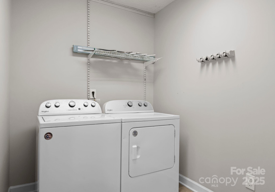 238 Lippard Springs Cir Statesville, NC 28677