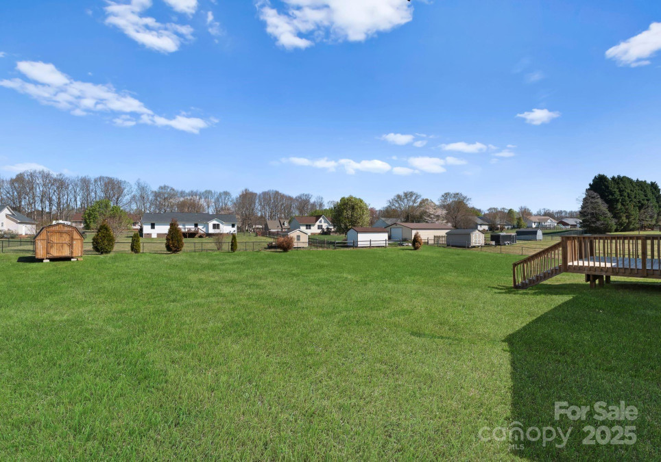 238 Lippard Springs Cir Statesville, NC 28677