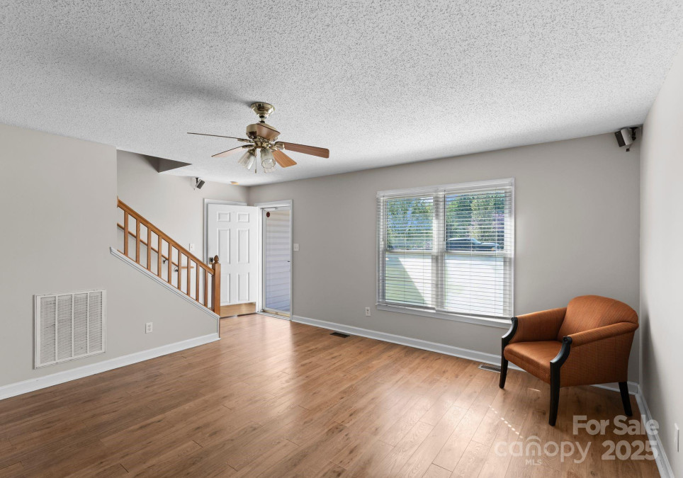 238 Lippard Springs Cir Statesville, NC 28677