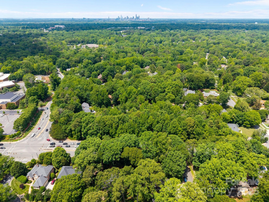 5510 Sardis Rd Charlotte, NC 28270