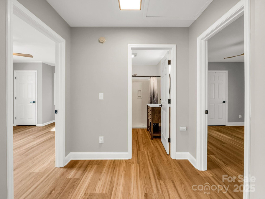 153 Old Lakey Gap Rd Black Mountain, NC 28711