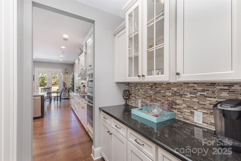 5706 Sardis Hall Ct Charlotte, NC 28270