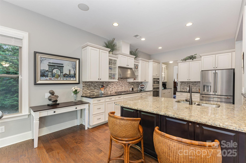 5706 Sardis Hall Ct Charlotte, NC 28270