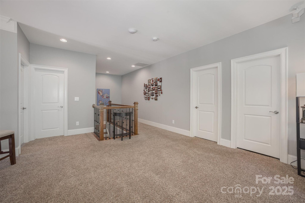 5706 Sardis Hall Ct Charlotte, NC 28270