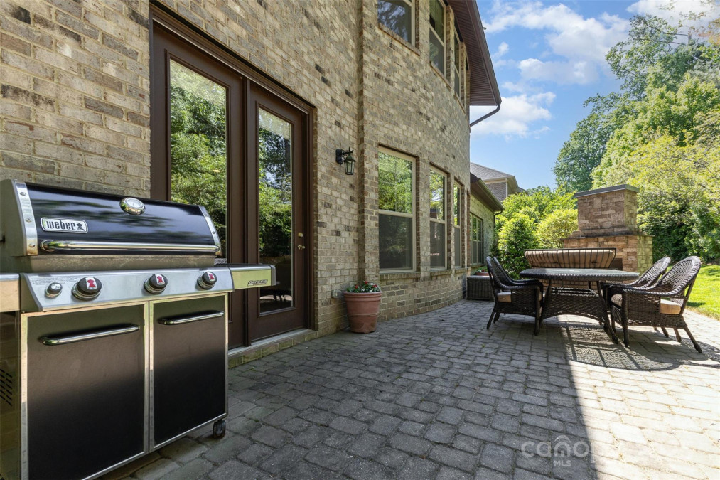 5706 Sardis Hall Ct Charlotte, NC 28270