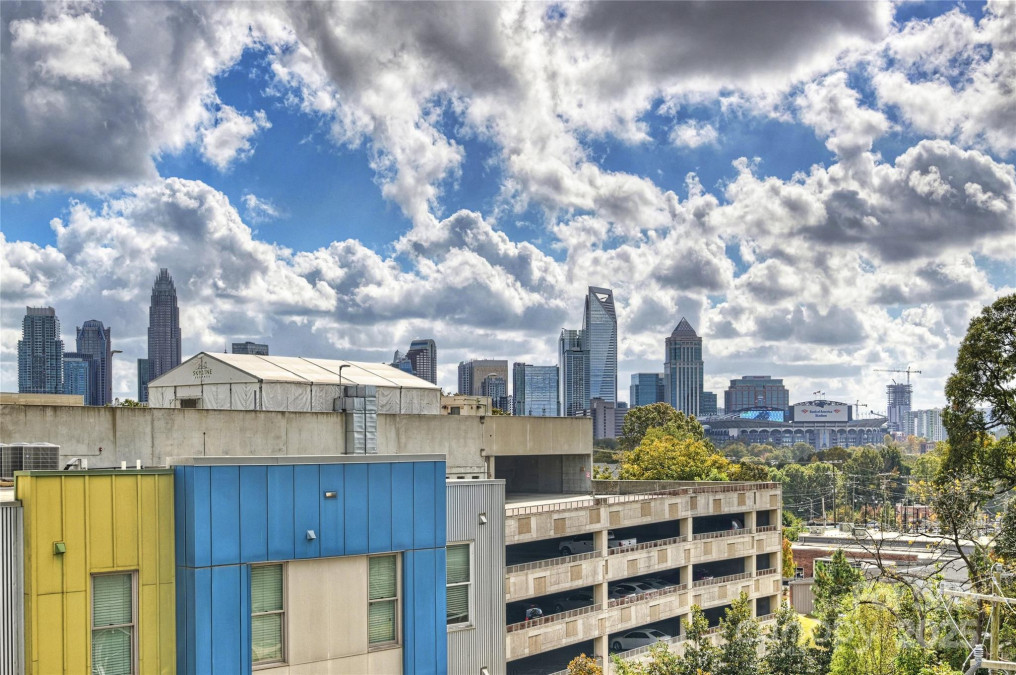 1651 Duckworth Ave Charlotte, NC 28208