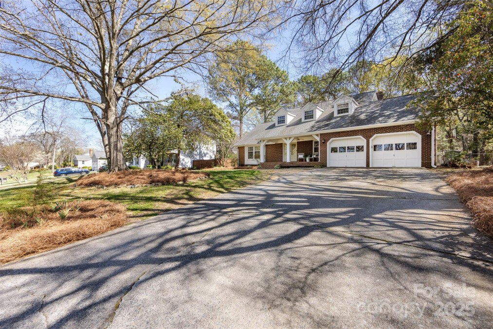 5013 Cedar Forest Dr Charlotte, NC 28226